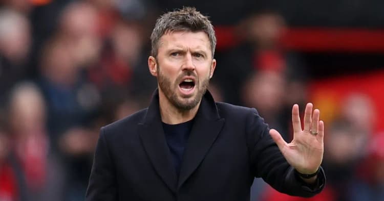 Man Utd news: Michael Carrick reacts to apology as he's told whole season hinges on one star