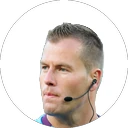 Referee Danny Makkelie
