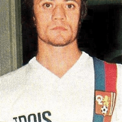 Bernard Lacombe portrait